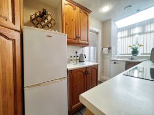 Kitchen- click for photo gallery